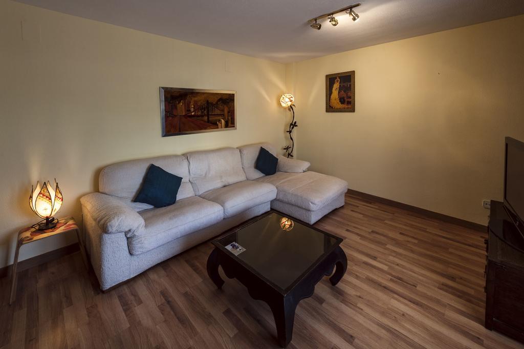 Ferienwohnung Atico-Terraza Imperial Toledo Zimmer foto